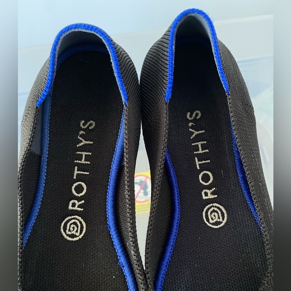 Rothy’s The Flat Black SZ 8, fits like a 7.5! - Picture 3 of 10